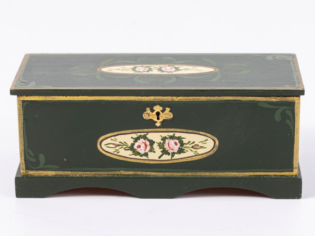 Handmade And Handpainted Green Wooden Trunk.  Artisan signed (J. Bailey) (1 of 6)
