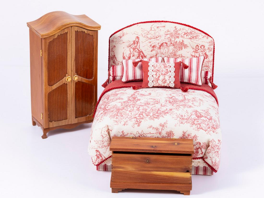 Red Toile Bedroom Set (3 Pieces), signed by Artisans (1 of 13)
