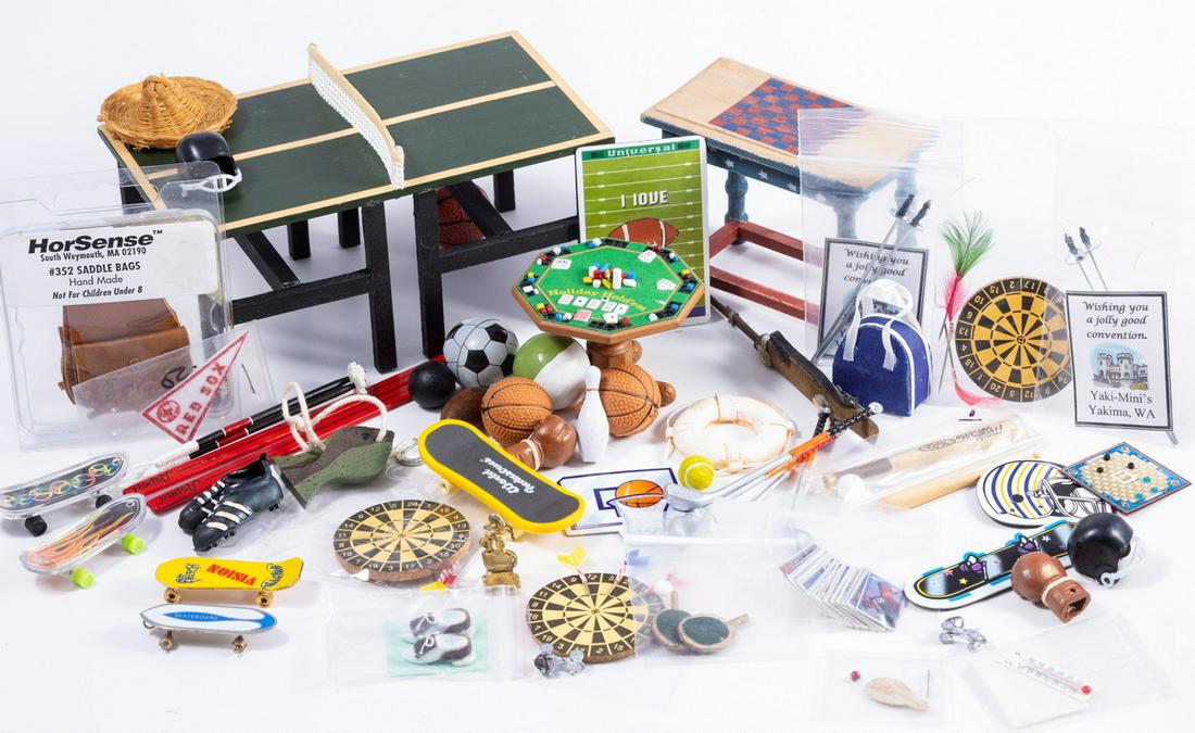 Toys - Large Lot Of Sports Items (1 of 14)