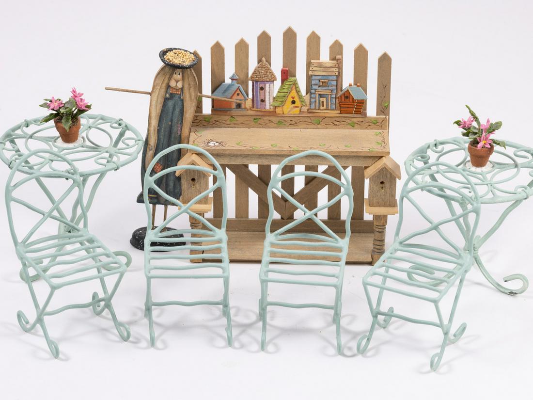 Hemy Decorated Birdhouse Picket fence Table With 2 Tables and 3 Chairs (1 of 6)