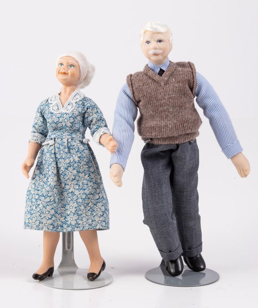 Happily Married for 40 Years Doll Couple (1 of 5)