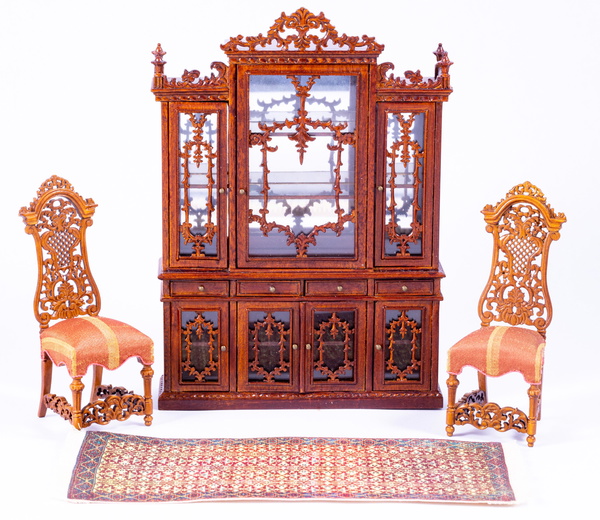 Bespaq Large Breakfront With 2 Fretwork Chairs & Rug