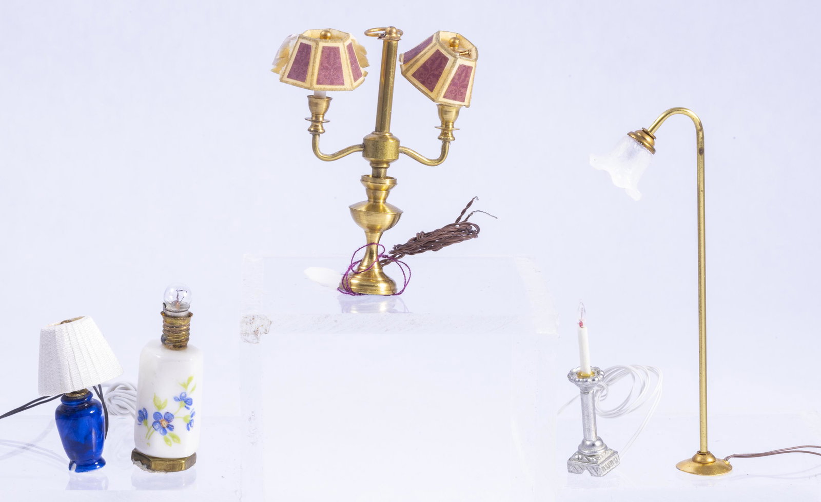 Electric Lighting Assortment with Floor Lamps & Table Lamps (1 of 5)