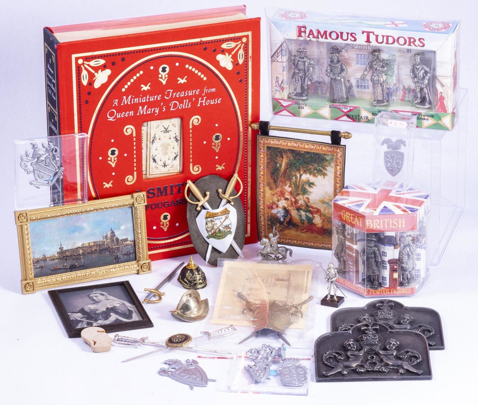 British Inspired Variety Lot of Military DÃ©cor (1 of 10)