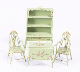 Hand Painted Green Bistro Set by Bespaq, 1:24 Scale
