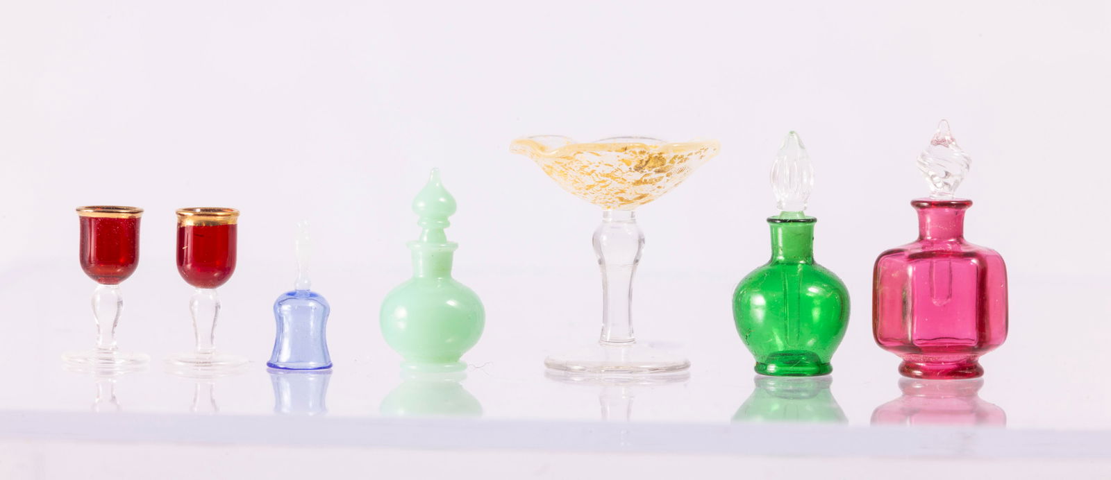 8 Pieces of Frances Whittemore Glassware in Half Scale or 1:24 Scale (1 of 8)