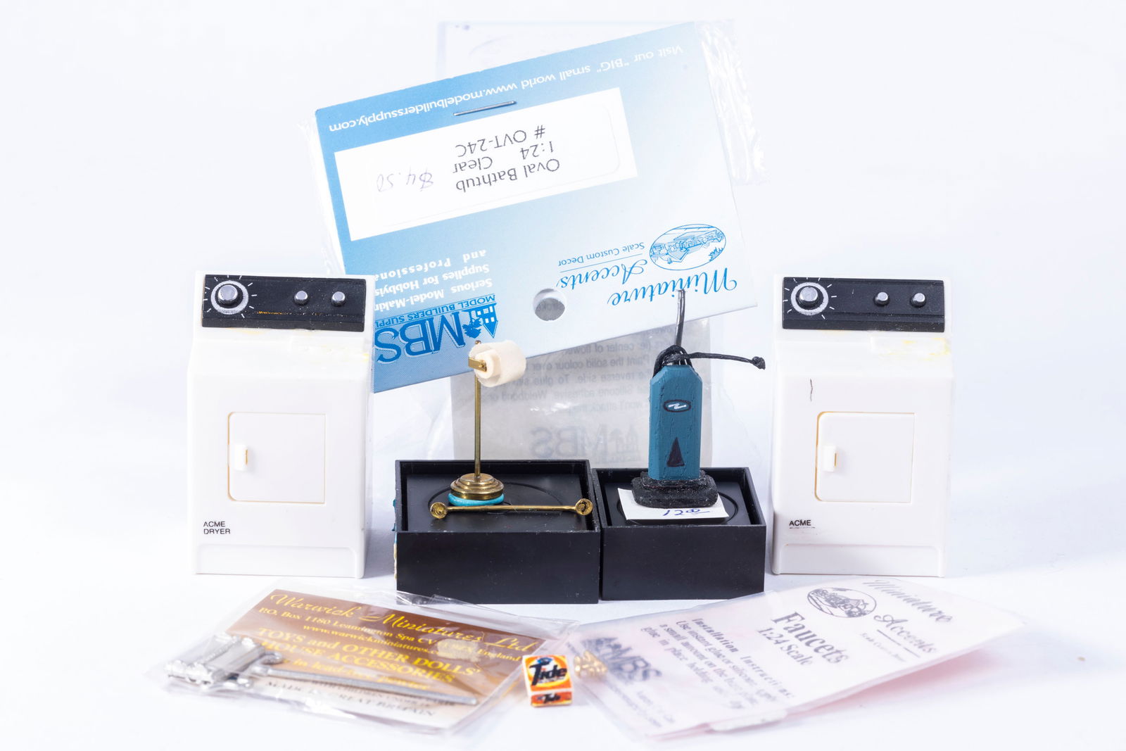 Half Scale Cleaning / Laundry Items (1 of 5)