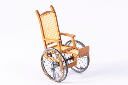 1:24 Scale Victorian Wheel Chair