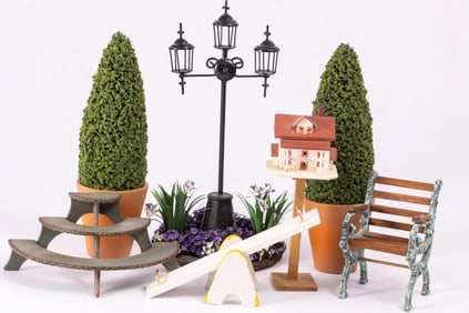 Outdoor Living with Flower Bed Lighting and Hank Taylor Mailbox
