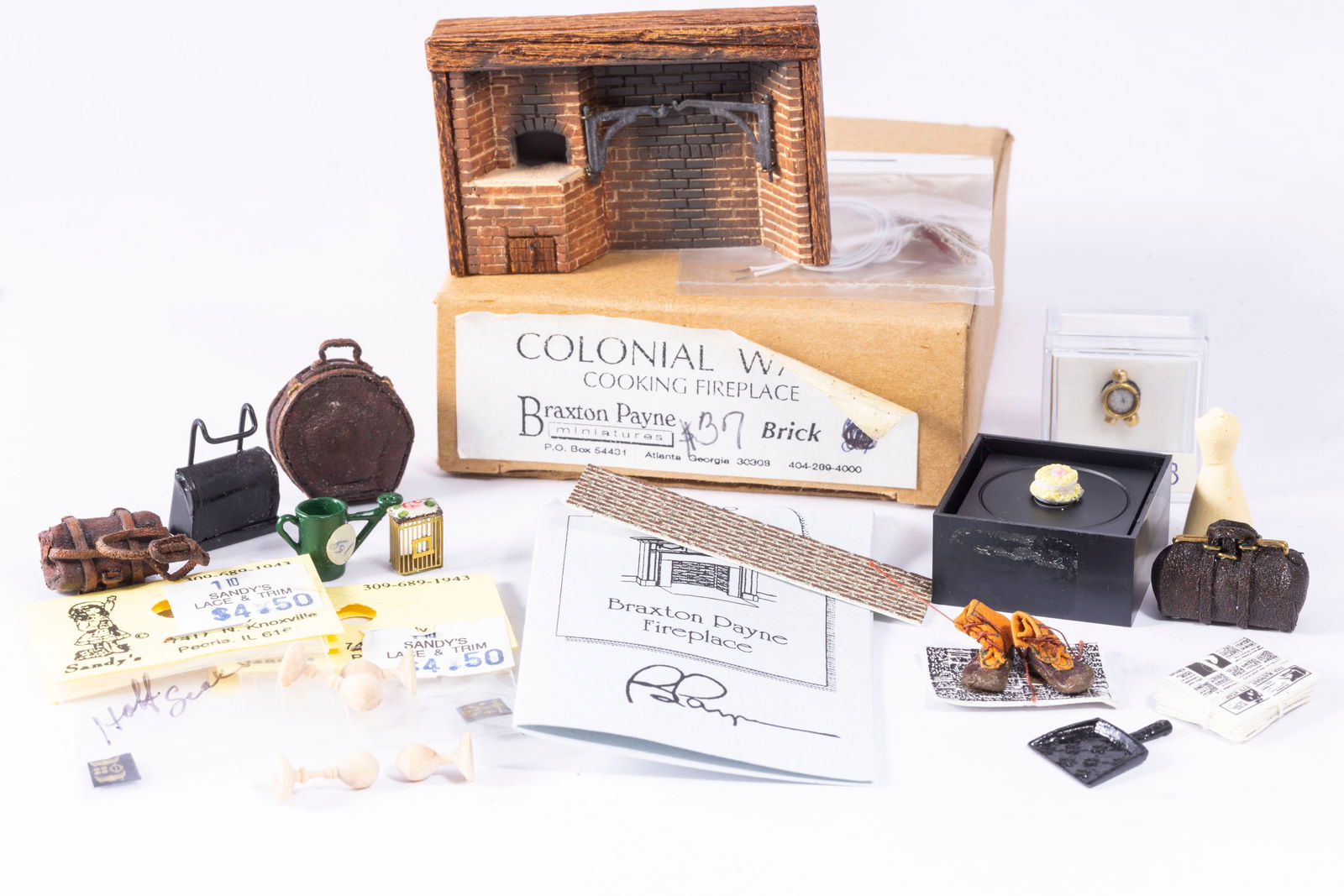 1:24 Scale Assortment of Handmade Accessories & Braxton Payne Fireplace (1 of 9)