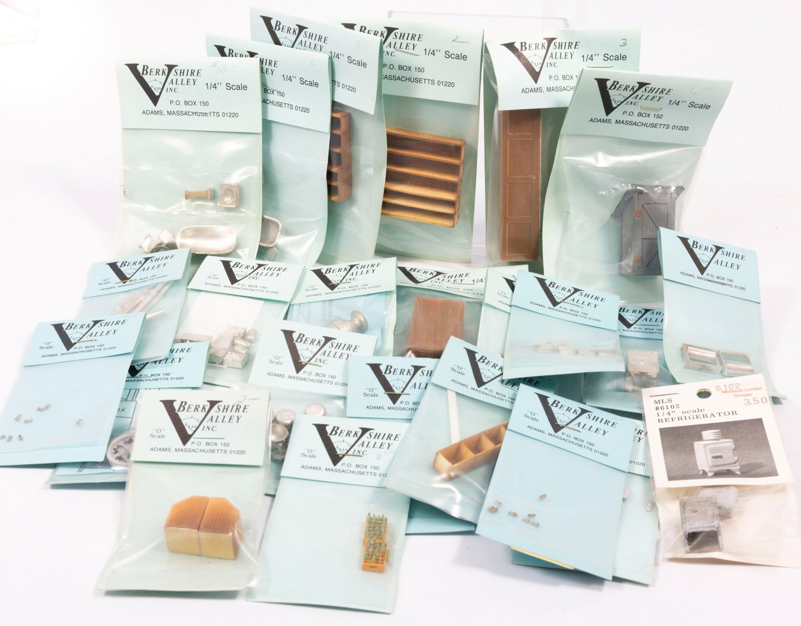 NIP 1/4" & "O" Gauge Furniture & Accessories Assortment: New in package, vintage from Berkshire Valley packaged furniture and accessories in quarter scale. Some "O" gauge as well.