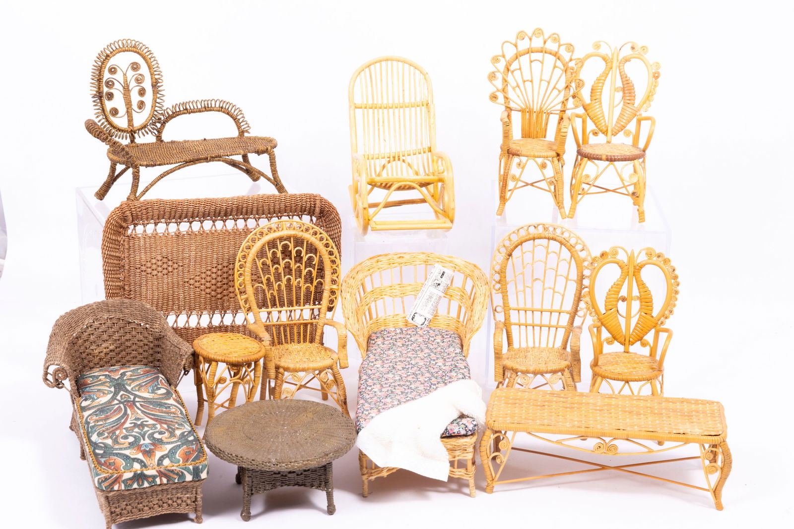 Large Assortment of Handmade Wicker - Some Handmade & Vintage (1 of 15)