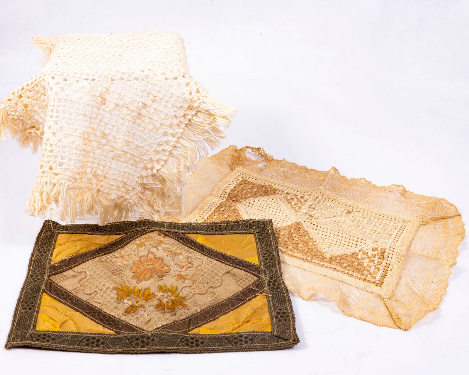 French Fabric & Lace Vintage Table Cloths (1 of 7)