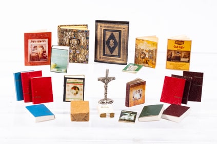 Autograph Book with Miniature Artisans Signatures, Printed Gutenberg Bible by Lee Ann Borgia with