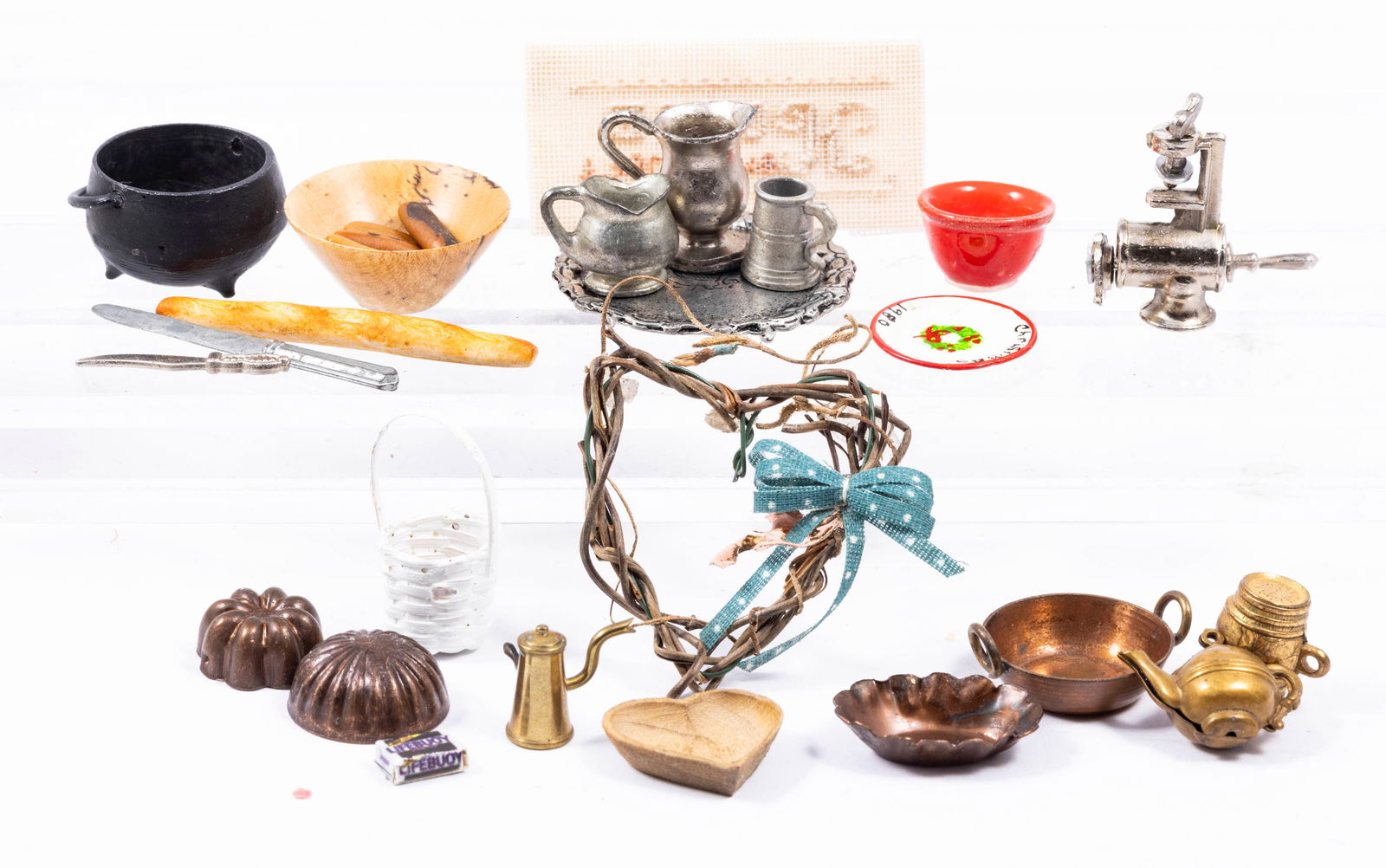 Country Kitchen Copper & Pots & Accessories (1 of 7)