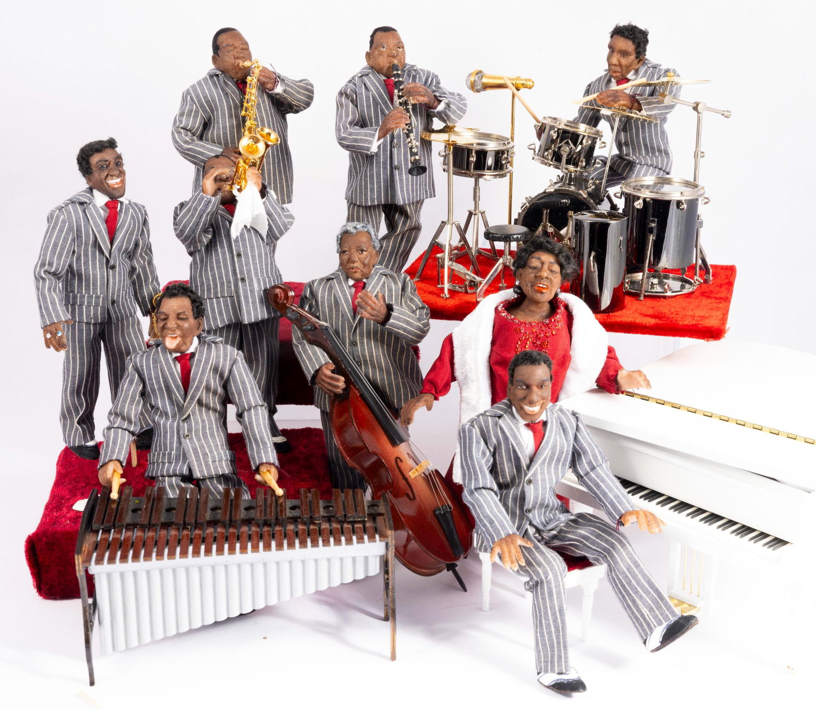 9 Piece Jazz Band with Singers & Instruments (1 of 10)