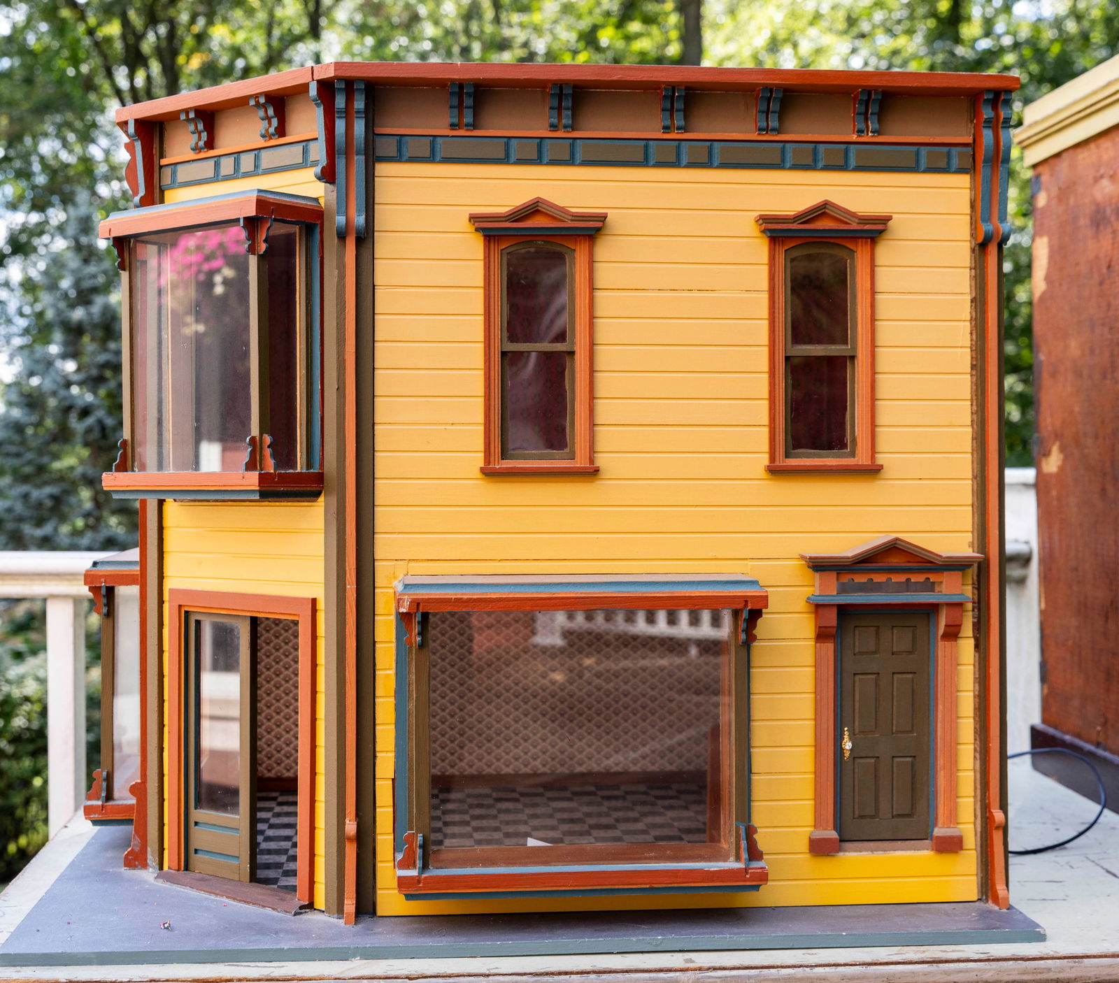 Large Shop Roombox with 2 Levels - Inlay Flooring (1 of 11)