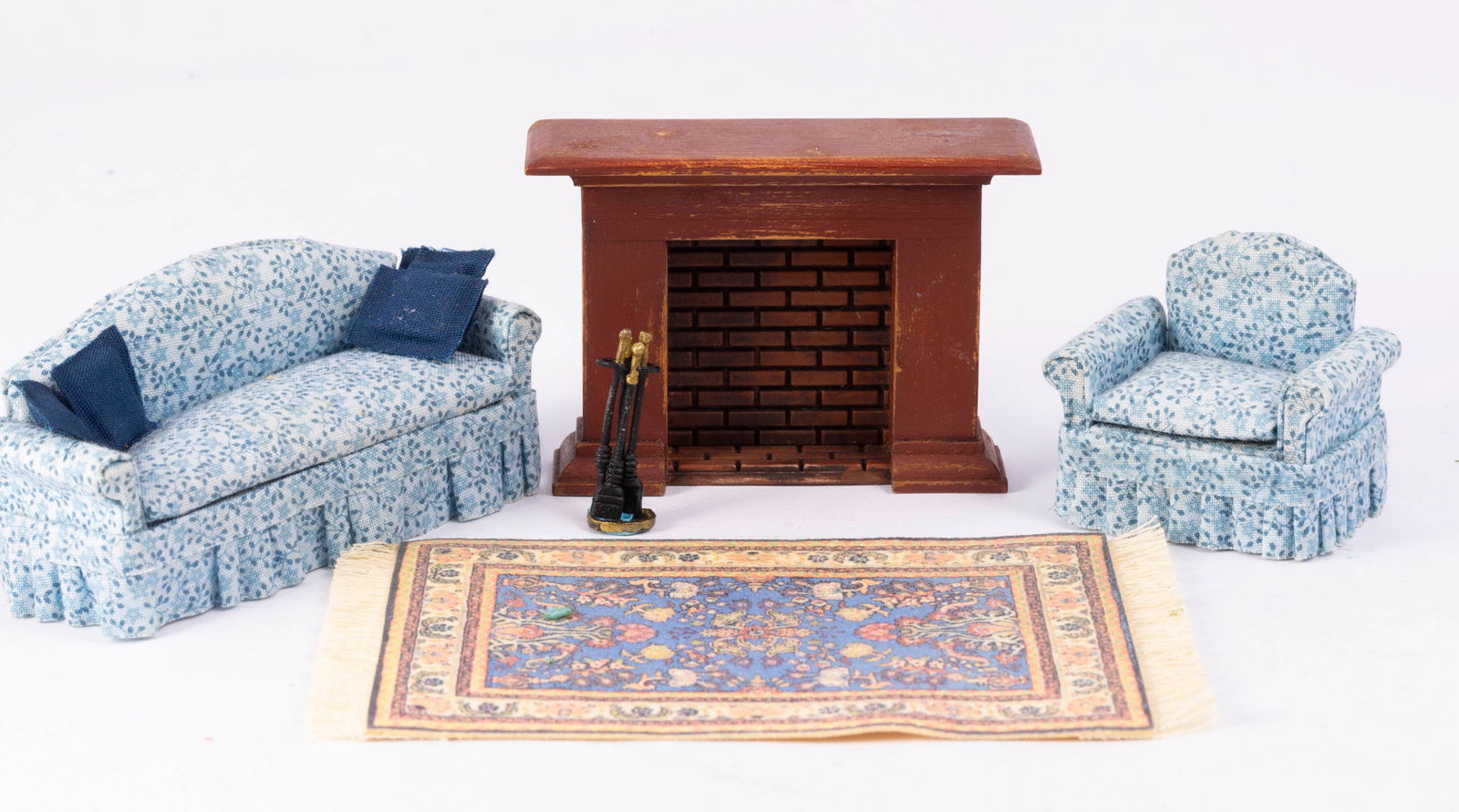 1/2" Half  Scale CJ's Fireplace Living Room Furniture in blue and White Floral (1 of 8)