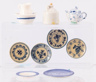 Jane Graber Pottery with Sam Dunlap & Eileen Vernon in Half Inch Scale or 1:24