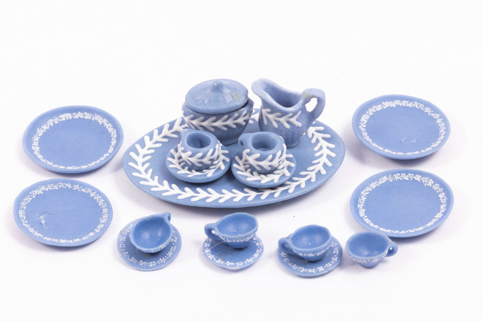 Blue Wedgewood China Replica (1 of 7)