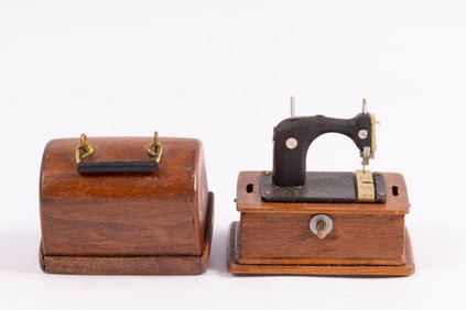 Nantasy Fantasy Handmade Sewing Machine