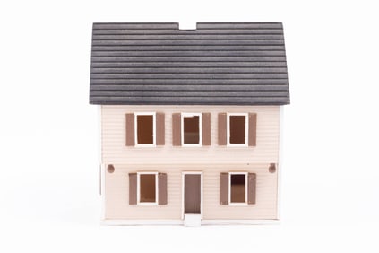 1:144 Scale Gudgel House - Breakaway