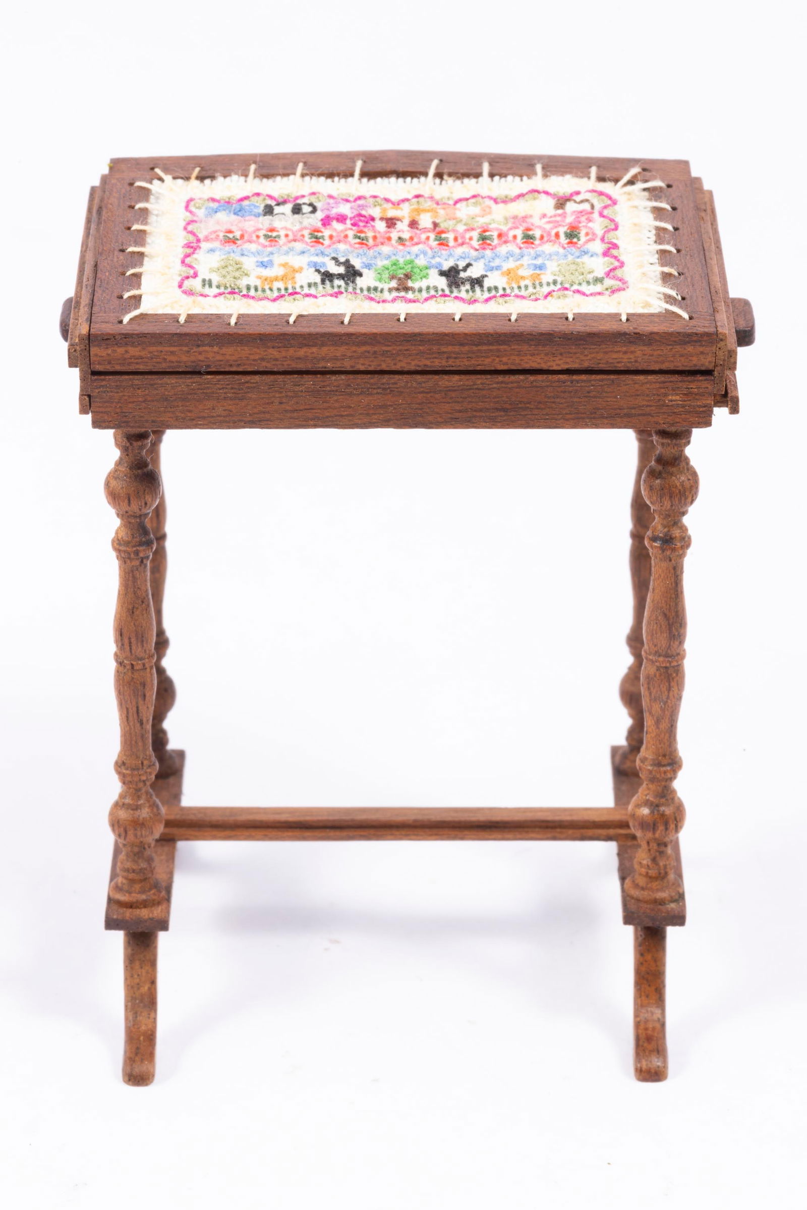 Taller Targioni Needlework Sampler On Stand: Taller Targioni Needlework Sampler On Stand