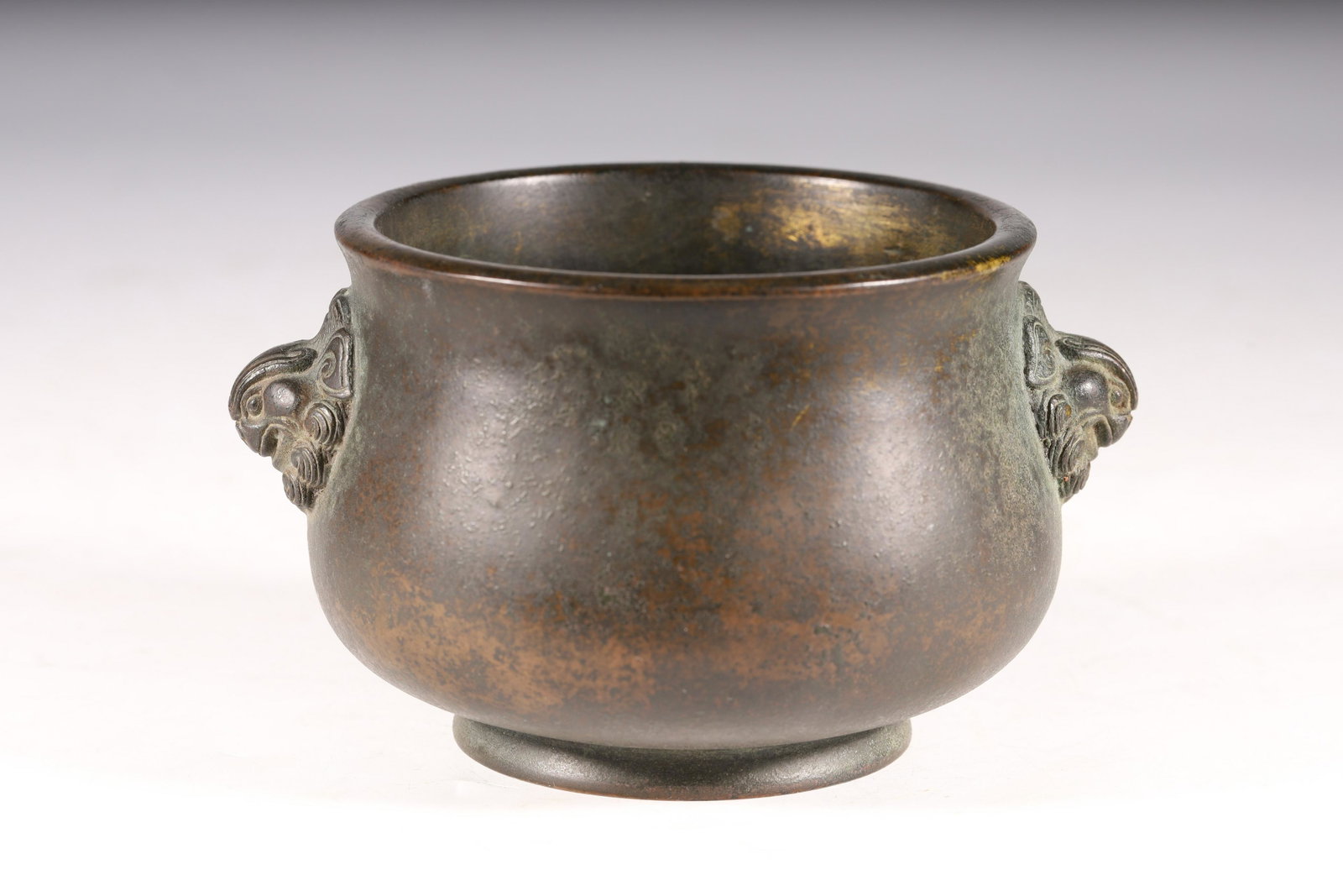 An Exceptional and Rare Copper Censer with lion Ears: An Exceptional and Rare Copper Censer with lion EarsChinese Ming Dynasty Size: 10.5cmX8cm