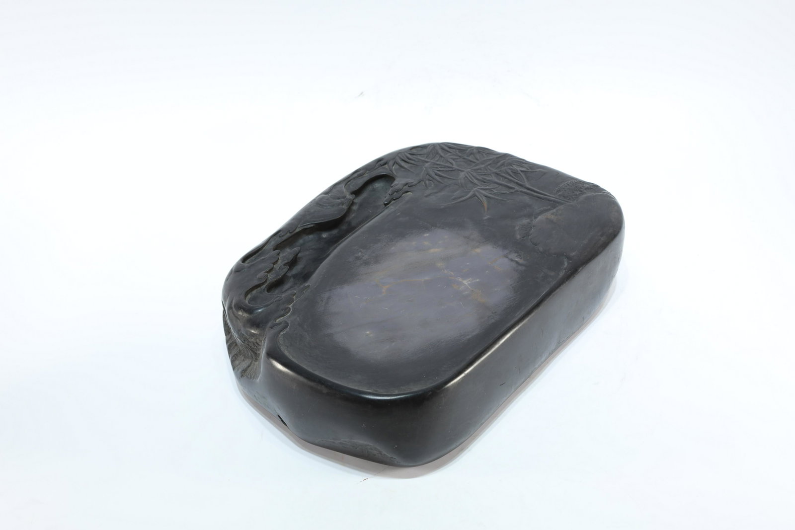 A superb bamboo pattern Duan inkstone: A superb bamboo pattern poem inscribed Duan inkstone, an art piece marked by scholar LvGong in Chinese Qing Dynasty. Size: 30.5cmx32cmx6.5cm