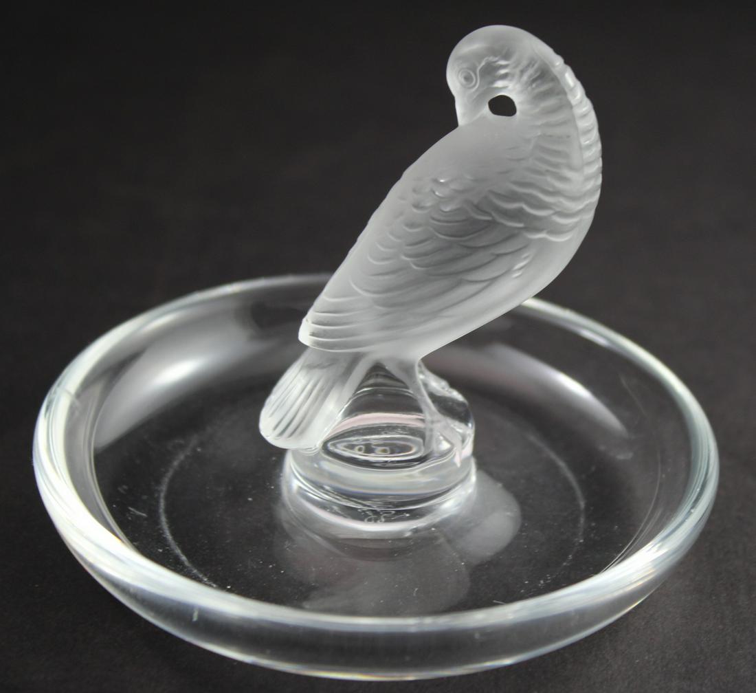 Lalique Crystal Pin Dish (1 of 3)