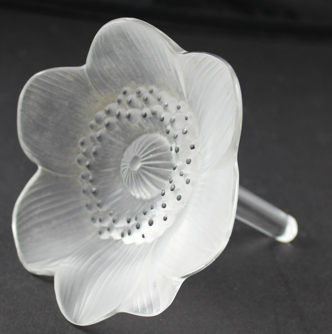 Lalique Anemone Crystal Flower. (1 of 3)