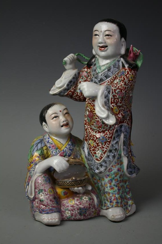Famille Porcelain Figures Of Two Immortals, Qing: Famille Porcelain Figures Of Two Immortals, Qing Dynasty