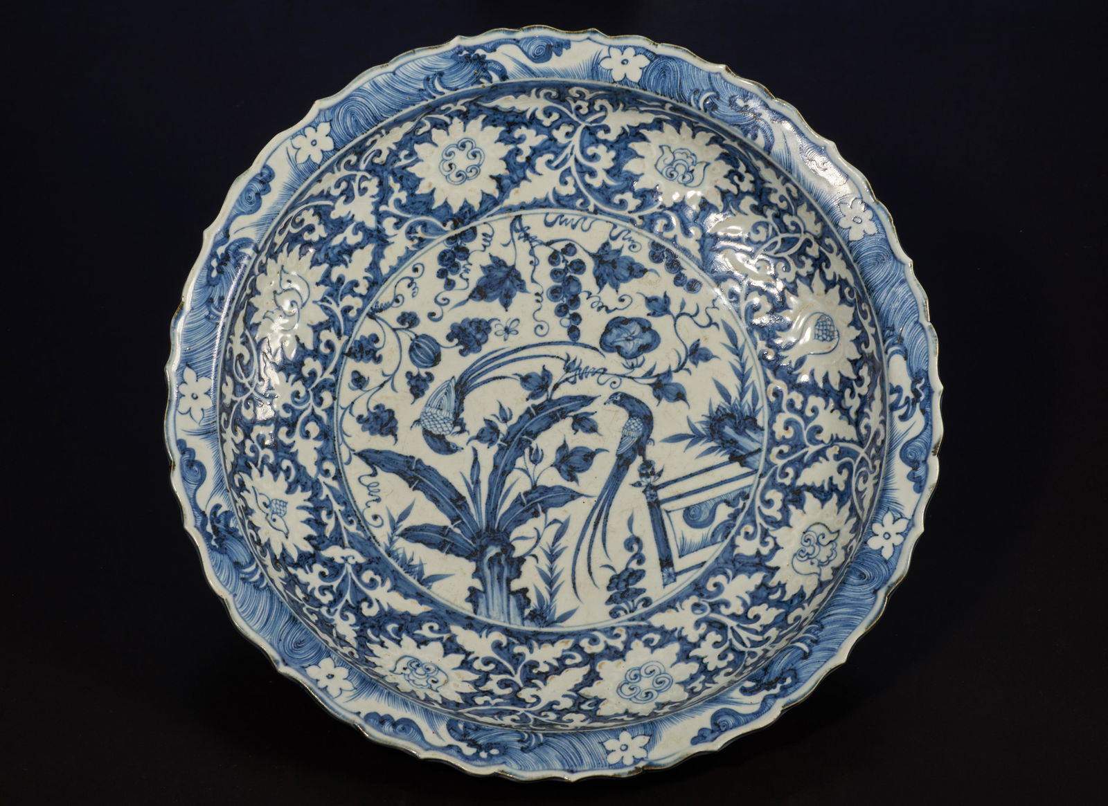 A Blue & White Big Dish. Yuan Dynasty. (1 of 11)