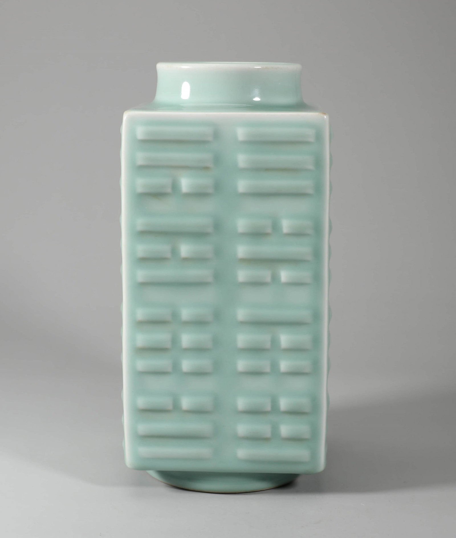 A CELADON-GLAZED â€˜TRIGRAMâ€™ SQUARE VASE, CONG. TONGZHI PERIOD, QING DYNASTY. (1 of 6)