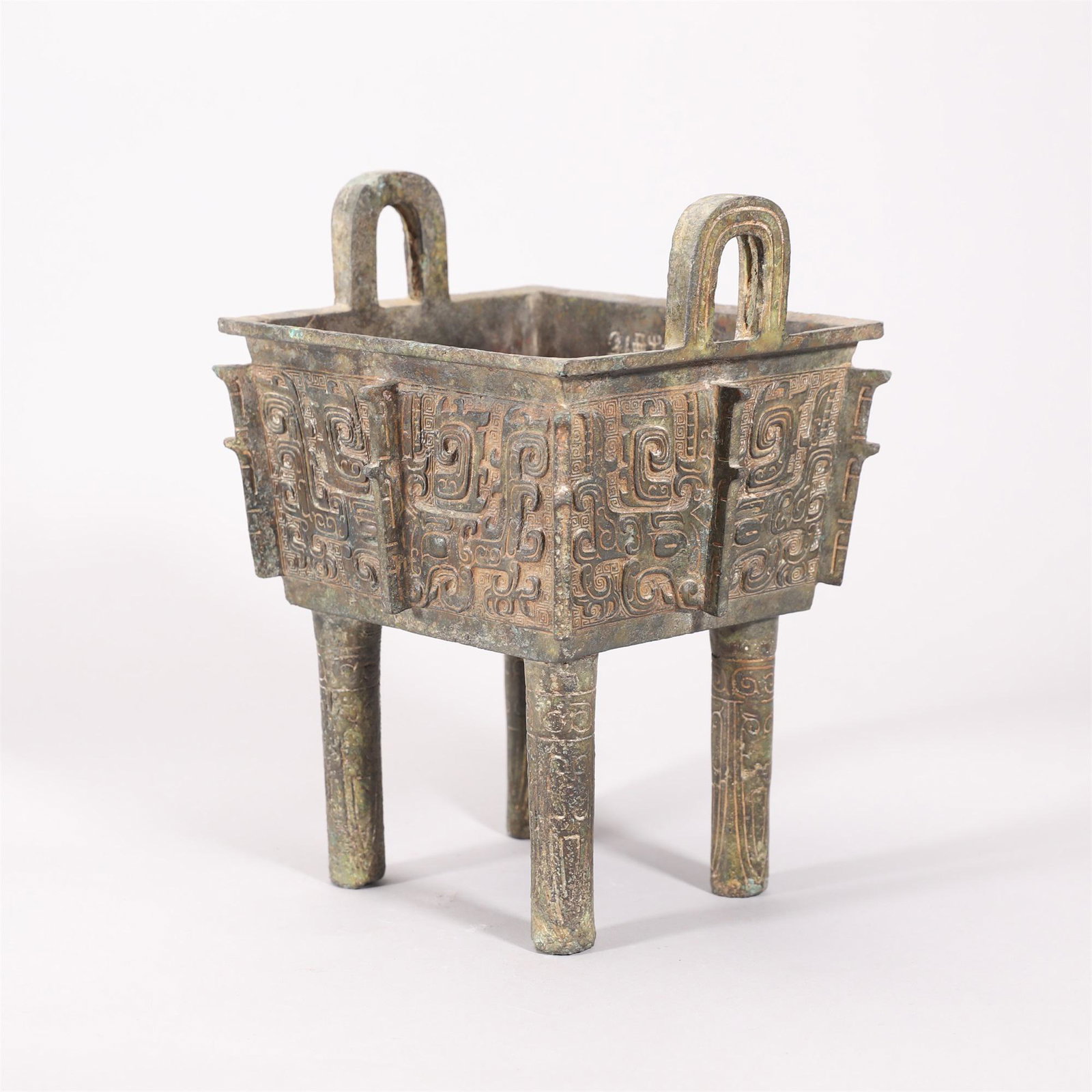 A RARE BRONZE RITUAL RECTANGULAR FOOD VESSEL, FANGDING.  WARRING STATES PERIOD. (1 of 7)