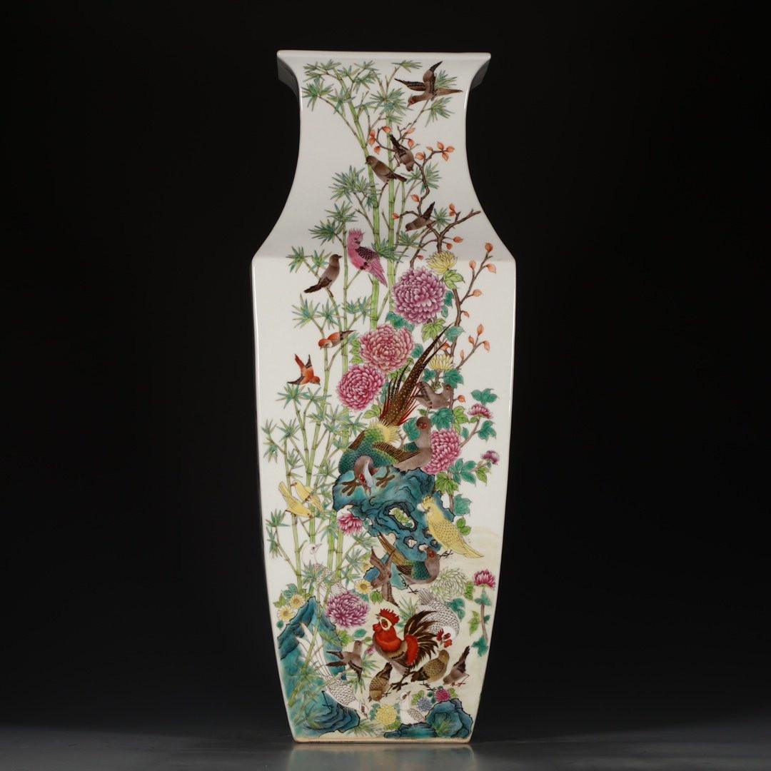 A Chinese Famille Rose Flower&Bird Pattern Porcelain: A Chinese Famille Rose Flower&Bird Pattern Porcelain UtensilHt.7cm; Wd.13cm; Wt.165.5g.