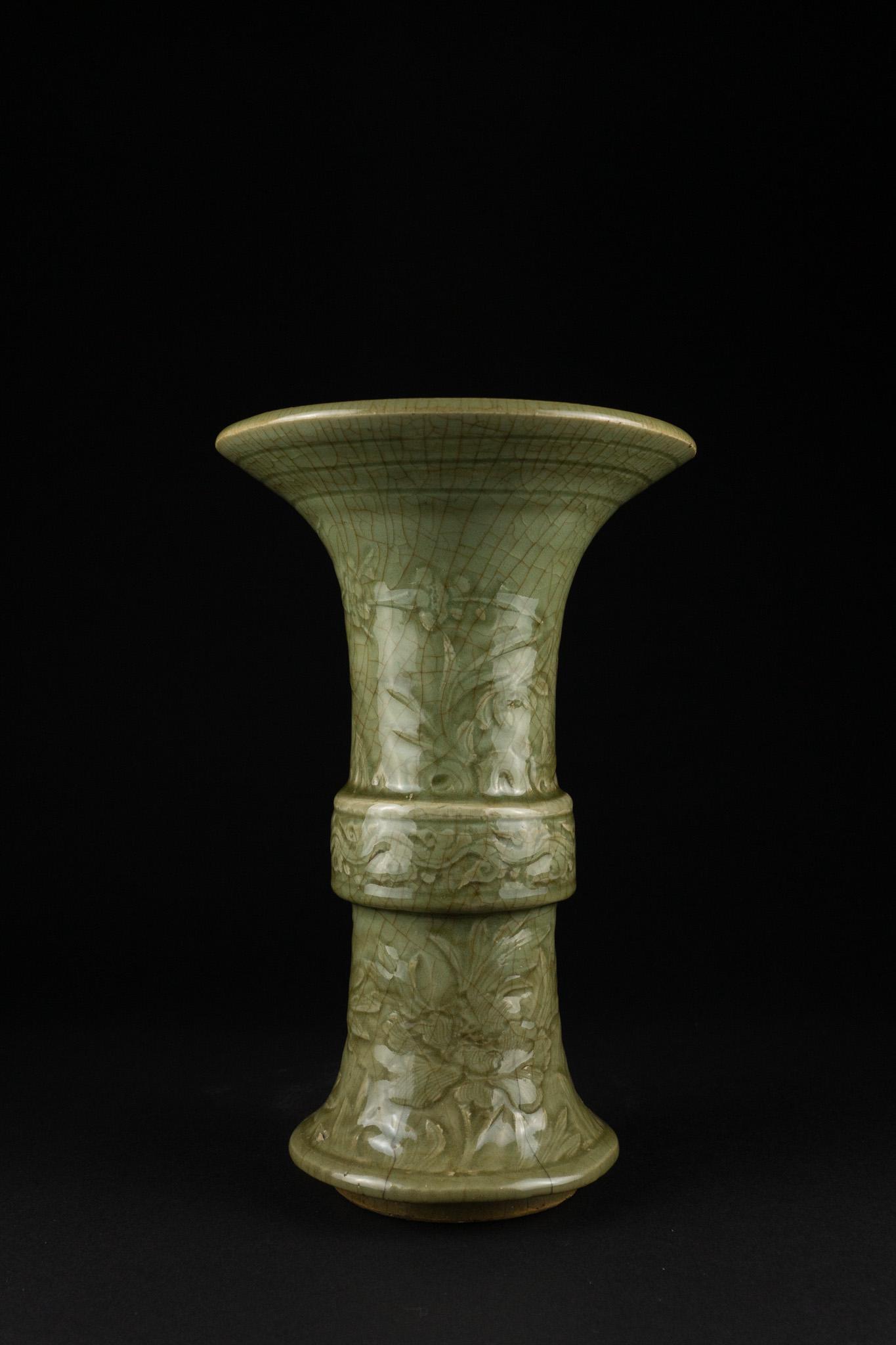 A 'LONGQUAN' VASE (1 of 4)
