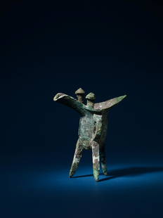 A VERY RARE AND IMPORTANT BRONZE WINE RITUAL VESSEL, JUE, LATE SHANG-EARLY WESTERN ZHOU: 商晚期—西周早期 青銅獸面紋「亞醜」爵 20 cm Height 