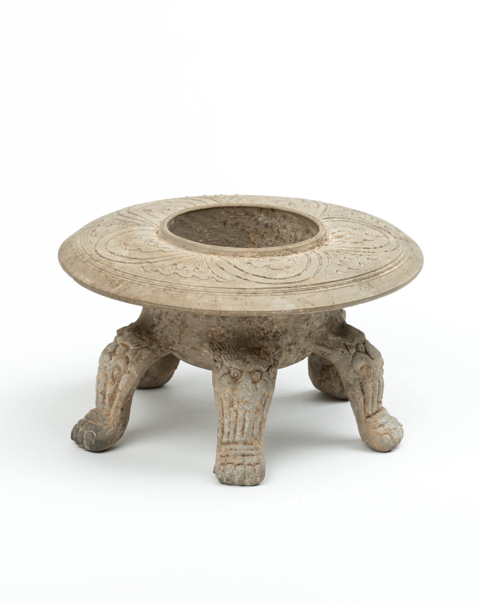 A WHITE BISCUIT PORCELAIN CENSER: 品名:宋 素胎刻花獸足香爐 年代(Age):SONG (960-1279 A.D.) 尺寸(size):9 cm Height。
