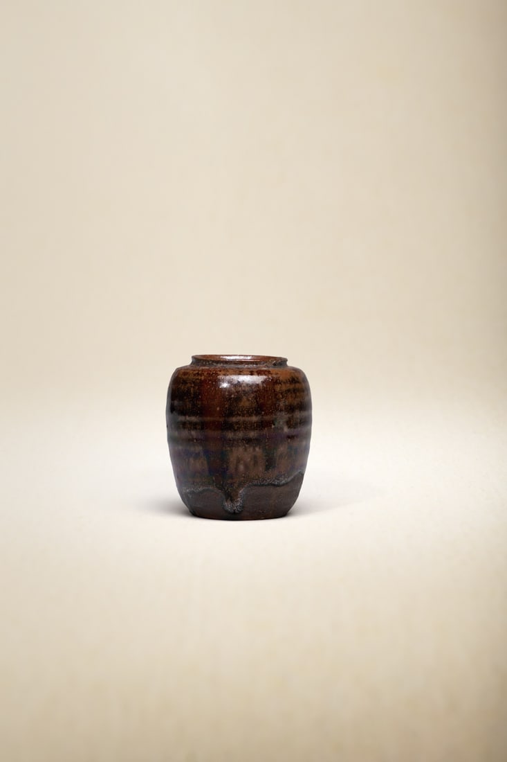 A 'HONGTANG ' TEA CADDY AND COVER (1 of 7)