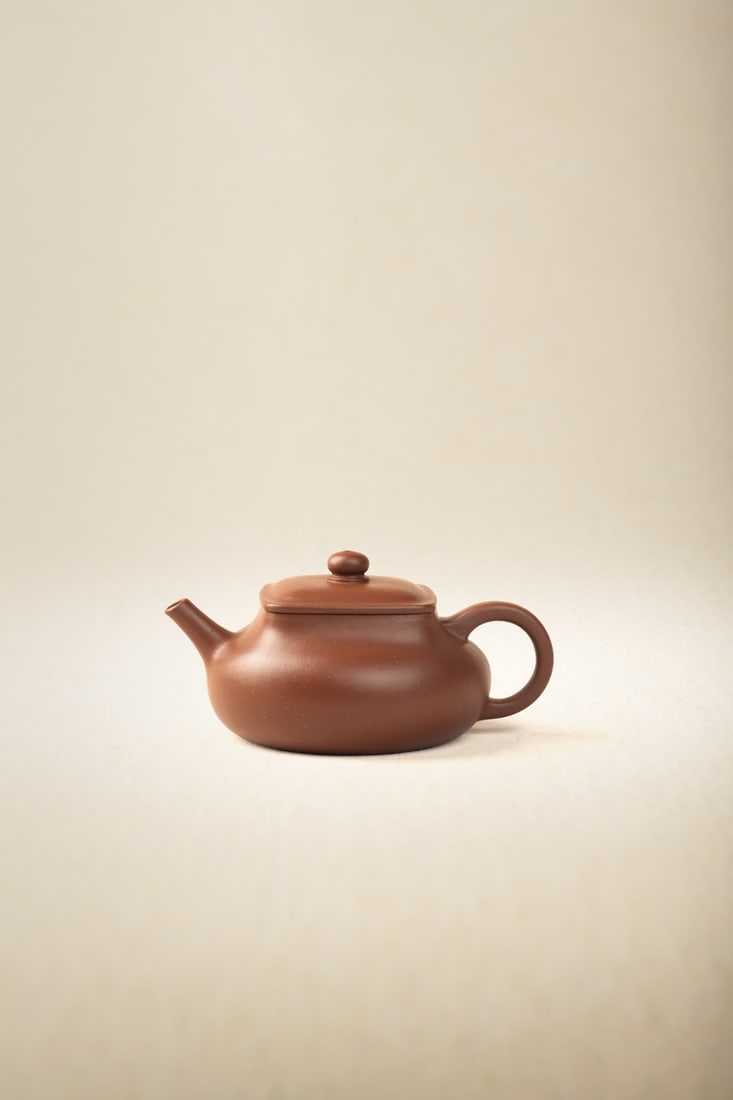 A ZISHA TEAPOT (1 of 5)