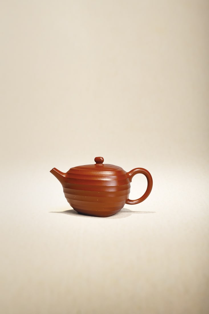 A ZISHA TEAPOT (1 of 5)