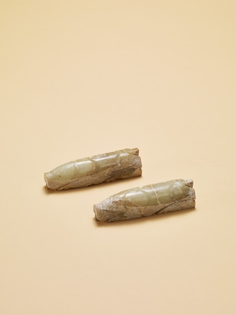 A PAIR OF JADE PIGS (1 of 1)