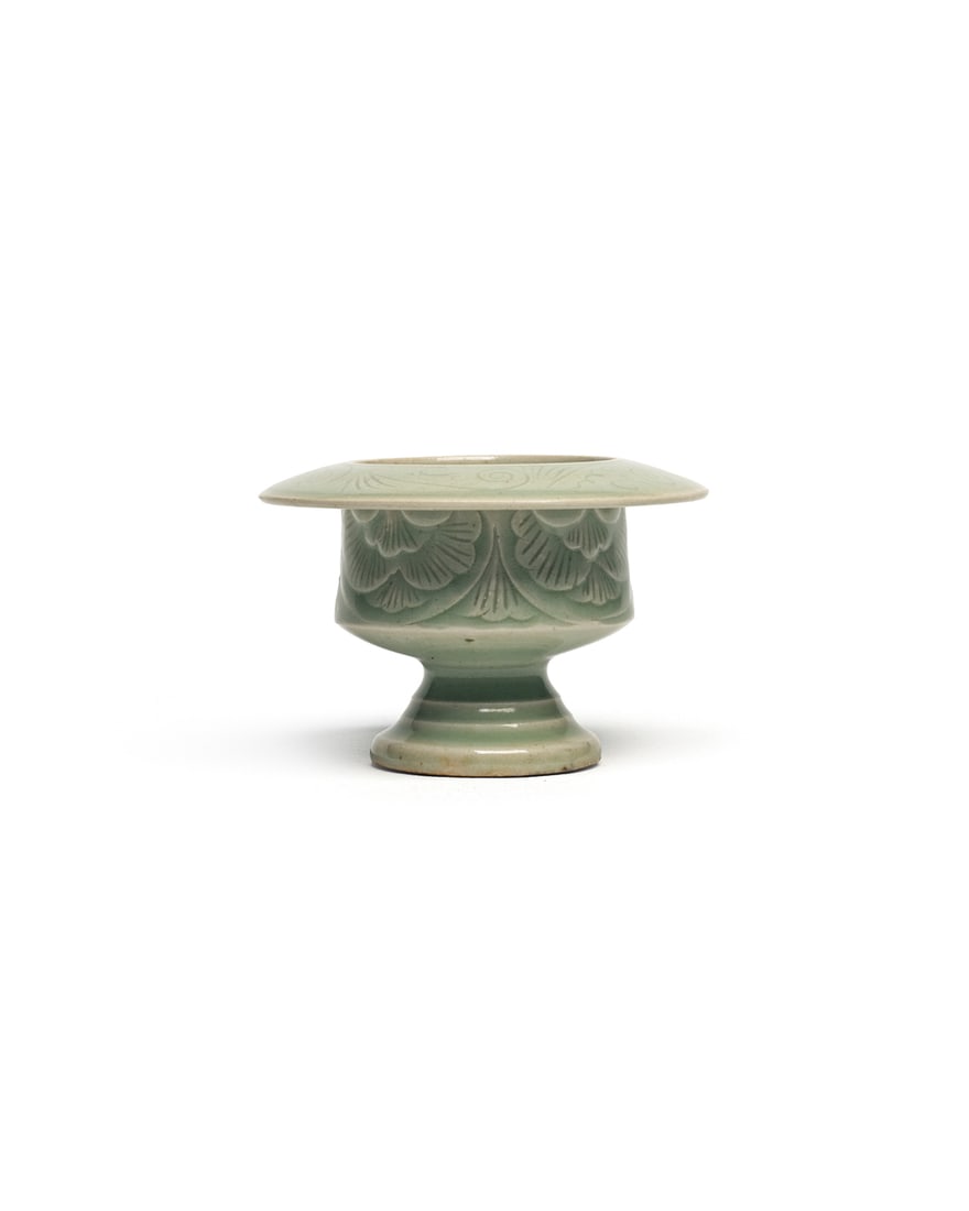 A 'YAOZHOU' TRIPOD INCENSE BURNER (1 of 4)