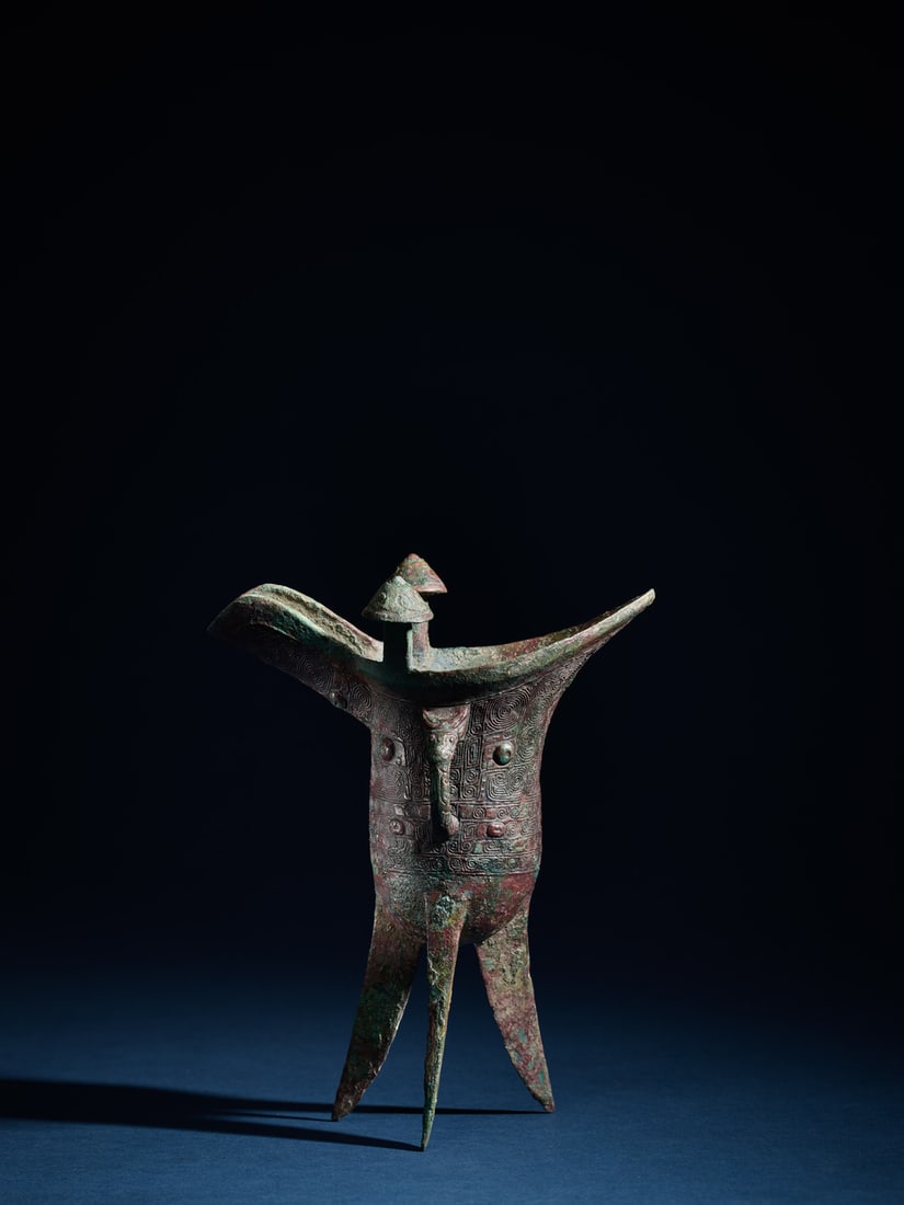 A BRONZE RITUAL WINE VESSEL, JUE (1 of 1)