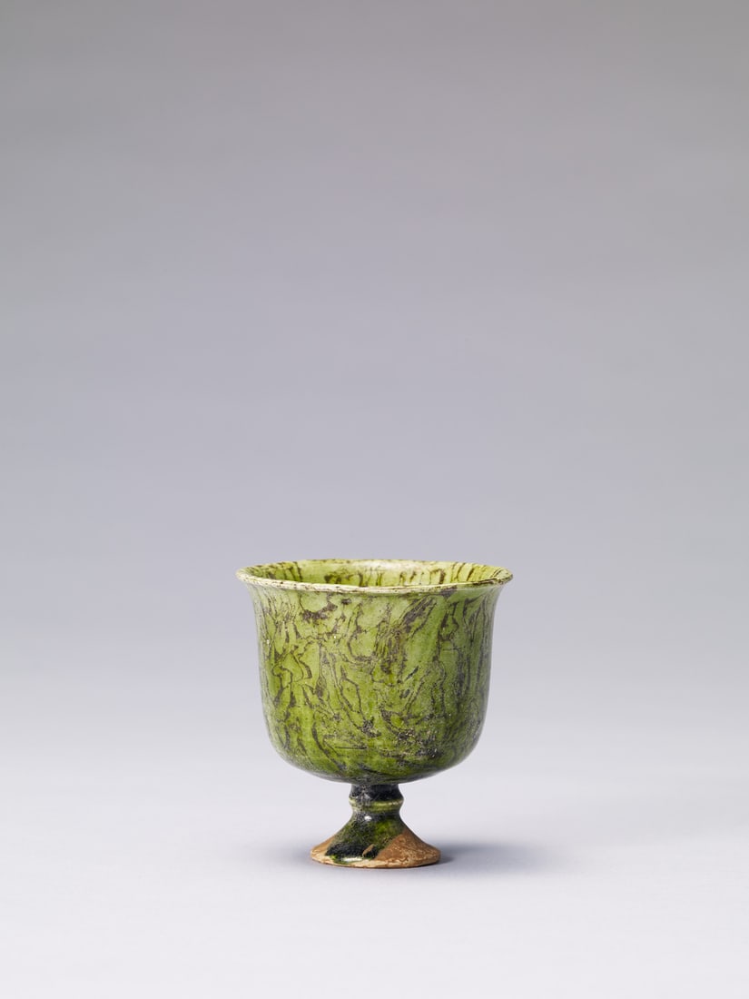 A GREEN-GLAZED MARBLED STEM CUP (1 of 1)
