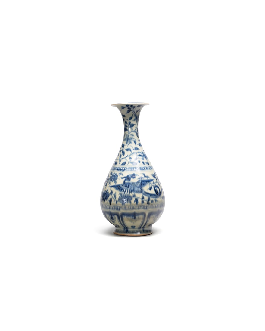 A BLUE AND WHITE 'PHOENIX' VASE (1 of 4)