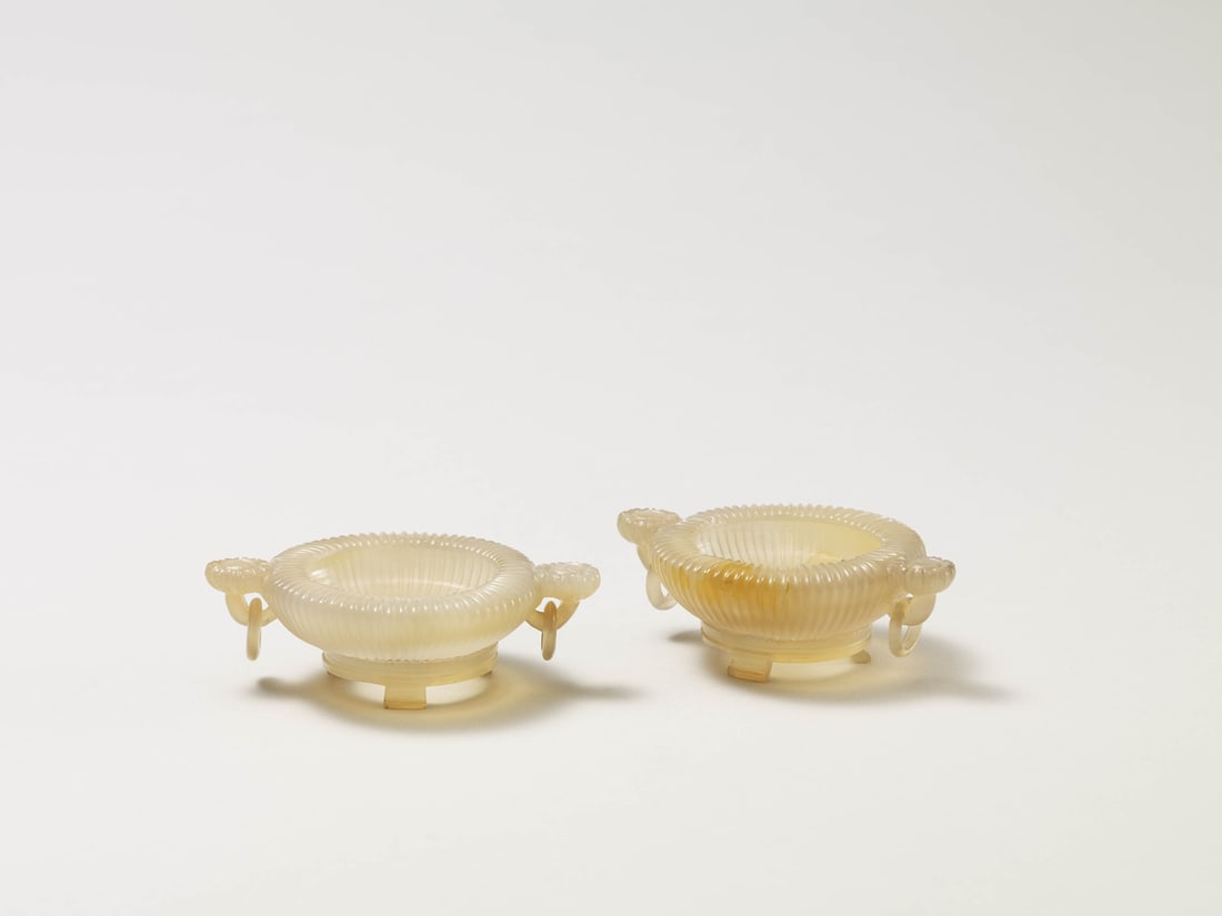 A PAIR OF AGATE WASHERS (1 of 1)