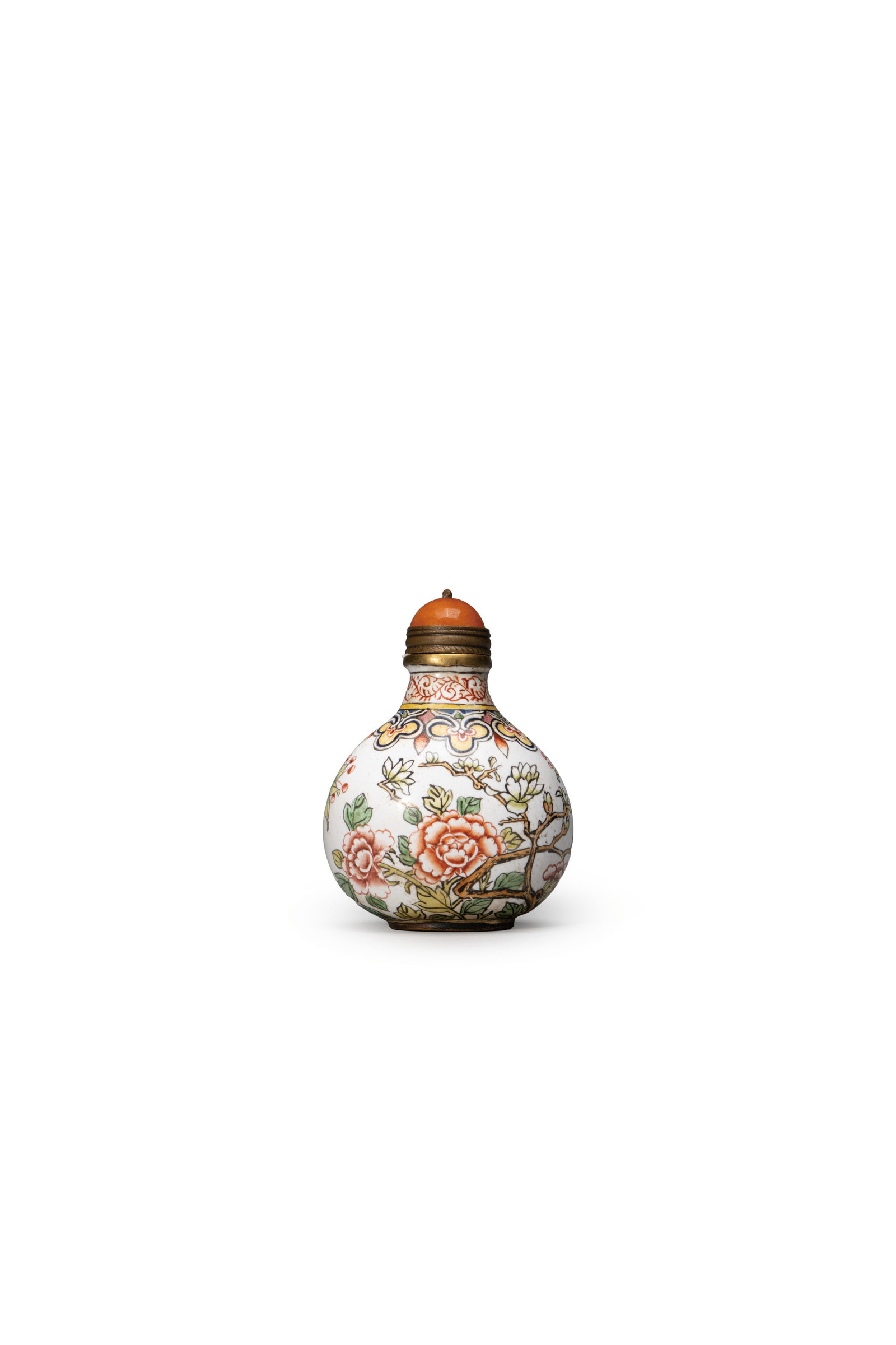 A CLOISONN ENAMEL 'FLOWER AND BIRD' SNUFF BOTTLE, MARK AND PERIOD OF YONGZHENG: 年代(Age):YONGZHENG PERIOD, QING DYNASTY 。尺寸(Size):5.7 cm Height。款：「雍正年製」。