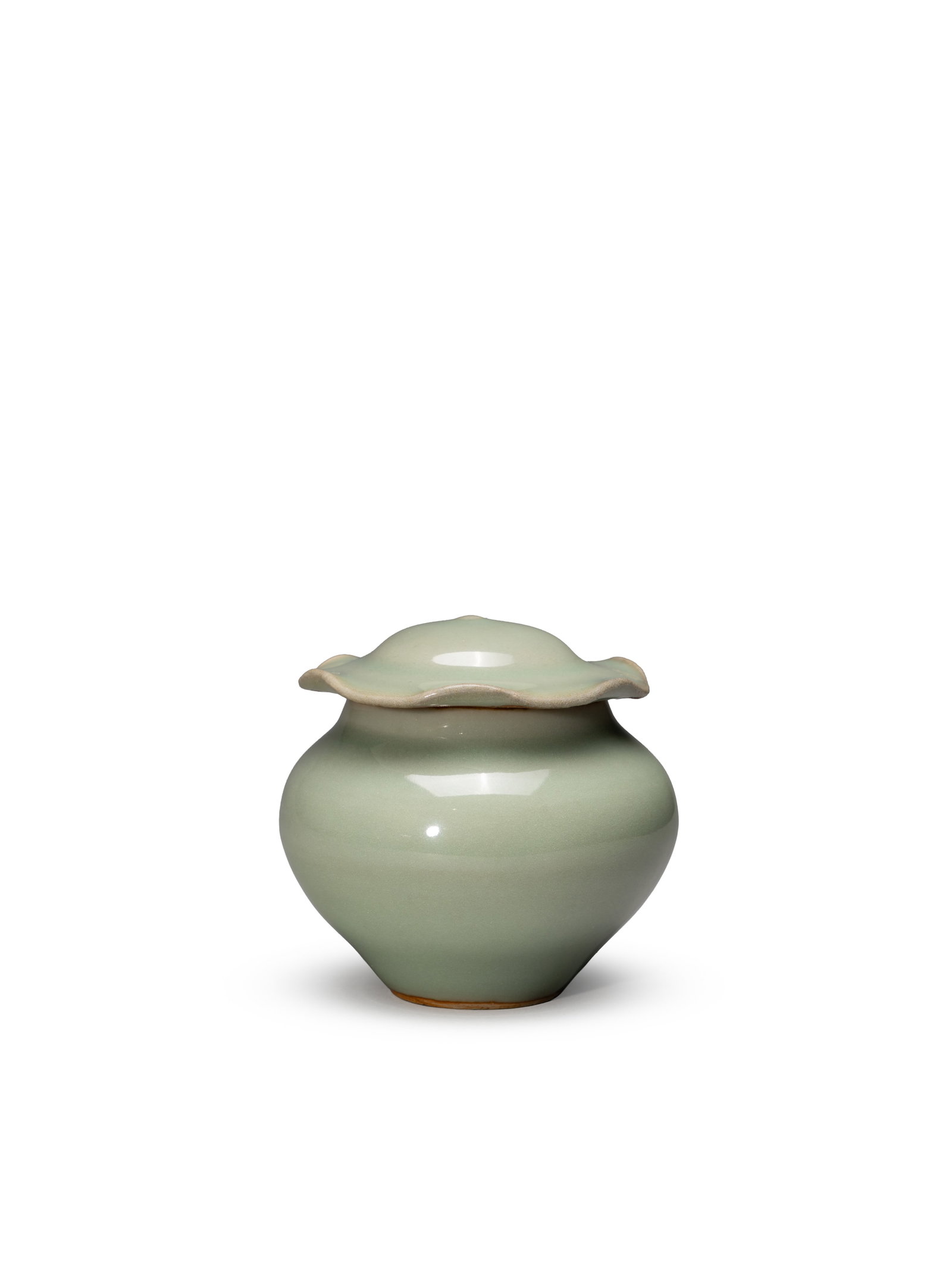 A SMALL 'LONGQUAN' CELADON-GLAZED JAR (1 of 4)